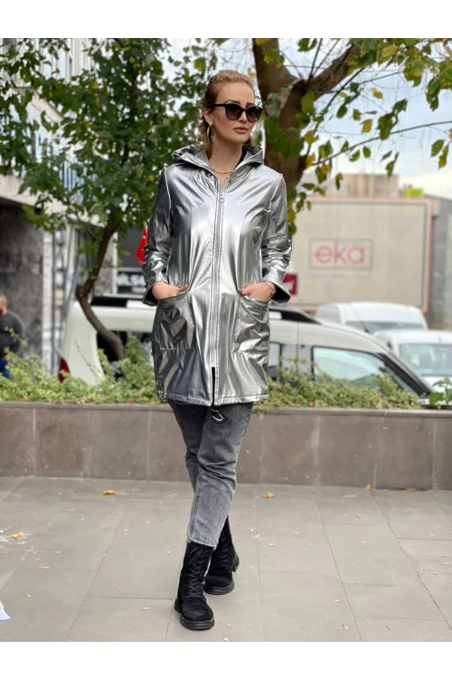 Kapüşonlu Uzun Fermuarlı Deri Mont